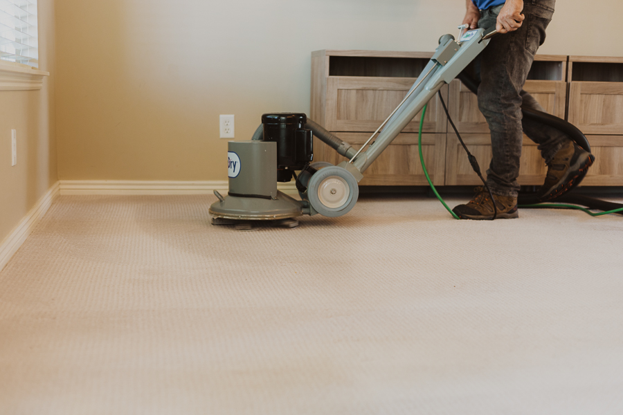 A new year is right around the corner. 🗓✨Start 2022 off right - with a clean and healthy carpet cleaning! Give us a call to get started! (248) 879-3954