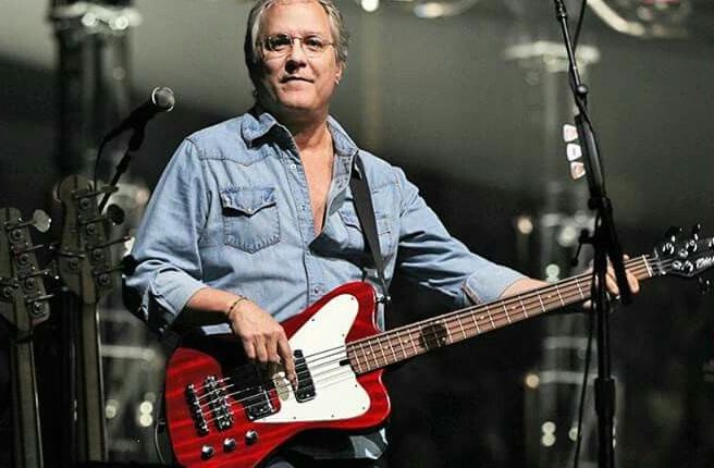 Happy birthday to one of the best bassists of all time, Hugh McDonald! 