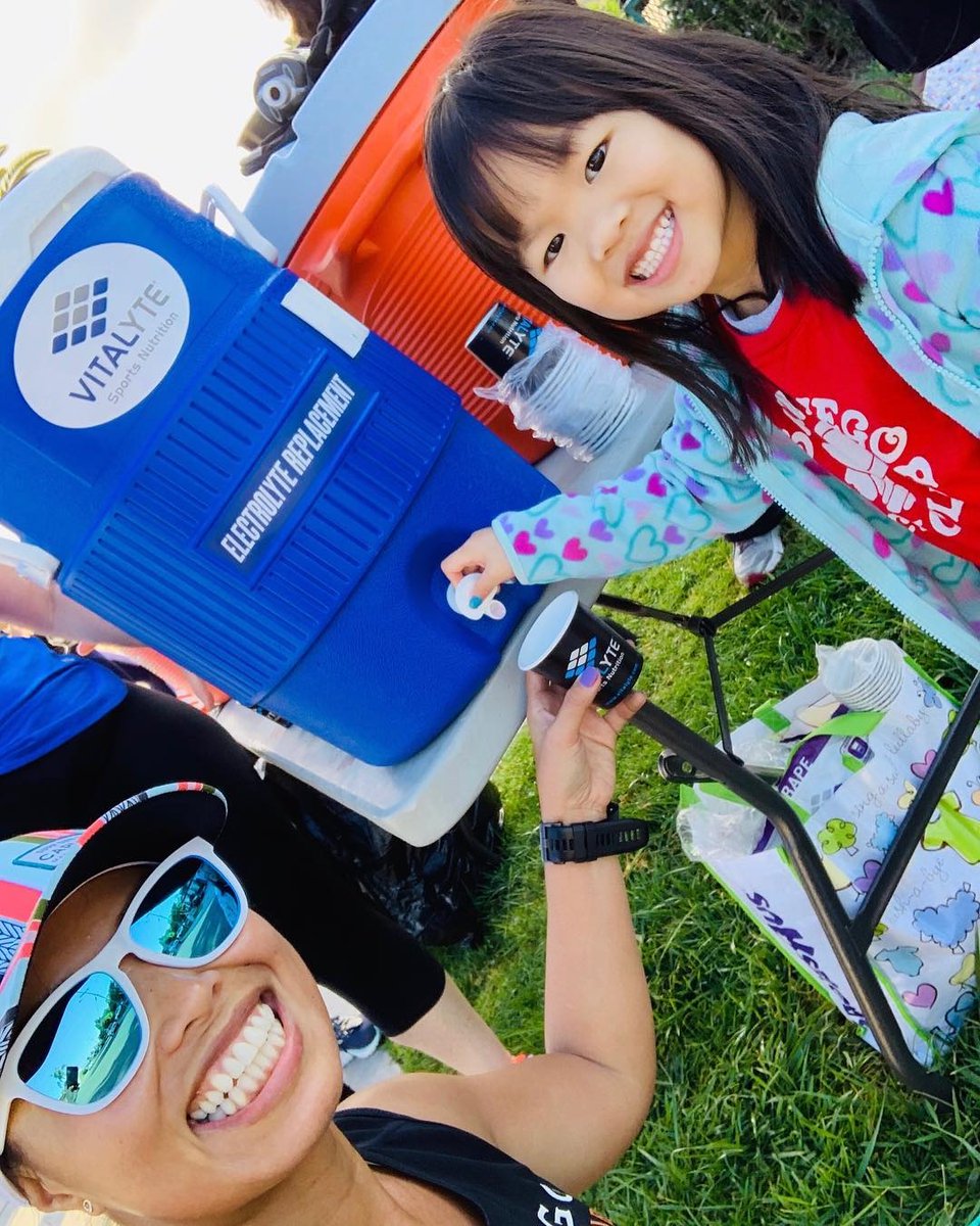 Is it the weekend yet?! Saturday can’t come soon enough ⏳... With those long runs 🏃‍♂️🏃‍♀️, we’re proud to partner with @sandiegotrackclub 😁😎 to keep thier runners hydrated 💯. ( #📷 @sandiegotrackclub )