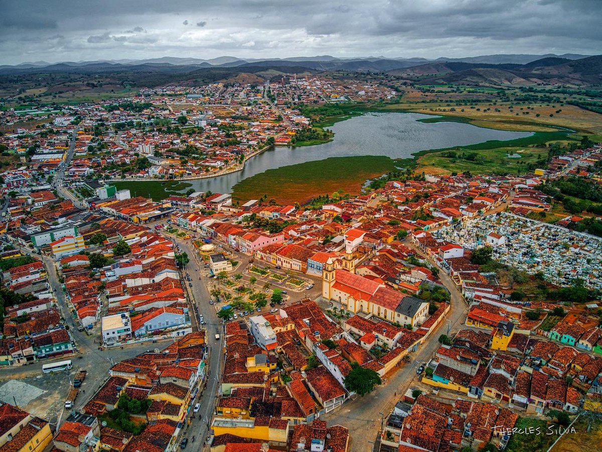 Thercles's tweet photo. Um dia nublado nas terras de Margarida Maria Alves e Jackson do Pandeiro.

#therclessilva #alagoagrande #paraiba #nordeste https://t.co/cZvmXtyoyW