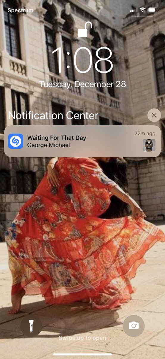 MaryKMyal's tweet image. Day 3 of trying to get the bolt &amp;amp; nut off my toilet so I can install my bidet &amp;amp; now new toilet seat.😏🤦🏻‍♀️ On another note…@ChipotleTweets for lunch &amp;amp; also hearing @GeorgeMichael playing in their store. My heart was happy. #GoneTooSoon #Legendary #RIPGeorgeMichael 🕊