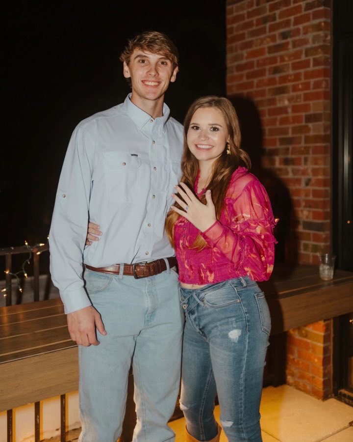 Congratulations to our ⁦<a href="/cityofoxford/">City of Oxford</a>⁩ firefighter <a href="/CTaylor_2377/">Corey Taylor</a> and ⁦<a href="/22savannah/">savannah taylor</a>⁩ ❤️ you picked the perfect backdrop for your proposal! #WeGetToLiveHere