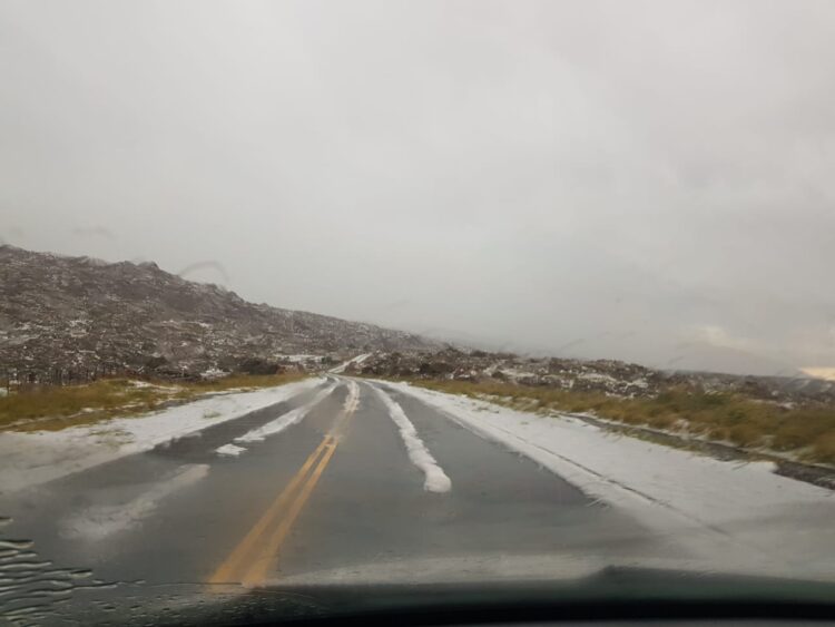ElDoce's tweet photo. Alerta para Córdoba y granizo en las sierras: cómo sigue la ola de calor >> https://t.co/1jeUutX0tv https://t.co/RWcQaxXwtb