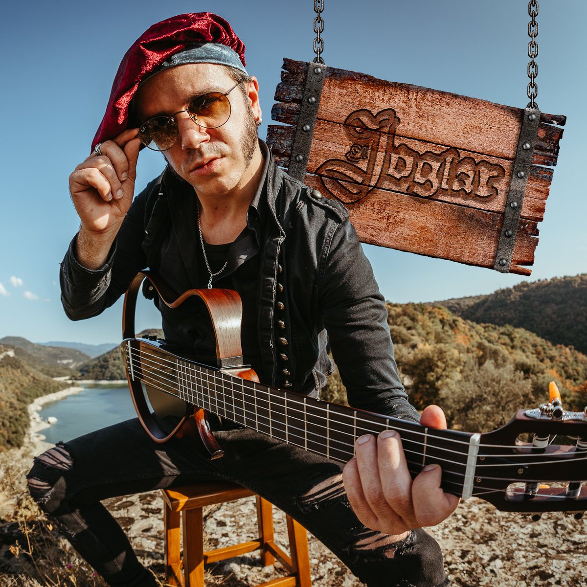 💡Idees pels Reis d'Orient...🐫🐫🐫

🎁EL JOGLAR🎁

A la venda les entrades per l'inici de la gira d'#ElJoglar, el concert on Arnau Tordera I interpreta 'Verdaguer, ombres i maduixes'.

📍Teatre Condal [Bcn]
🗓️Dill. 11/4 [Setmana Santa]
🕗20h
🎟️ENTRADES: grupfocus.4tickets.es/TeatreCondal/p…