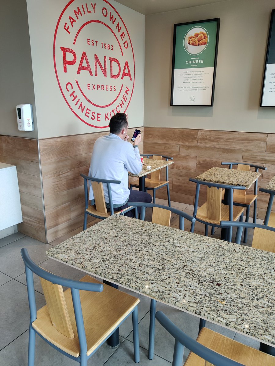 AndersWelch's tweet photo. Rough lunch at the panda express https://t.co/aDLbUUqx5b