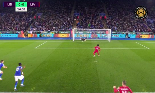 TrollFootball's tweet photo. “Wallahi bro, how many times I have told you not to celebrate Christmas” https://t.co/3ce7wMUQVU