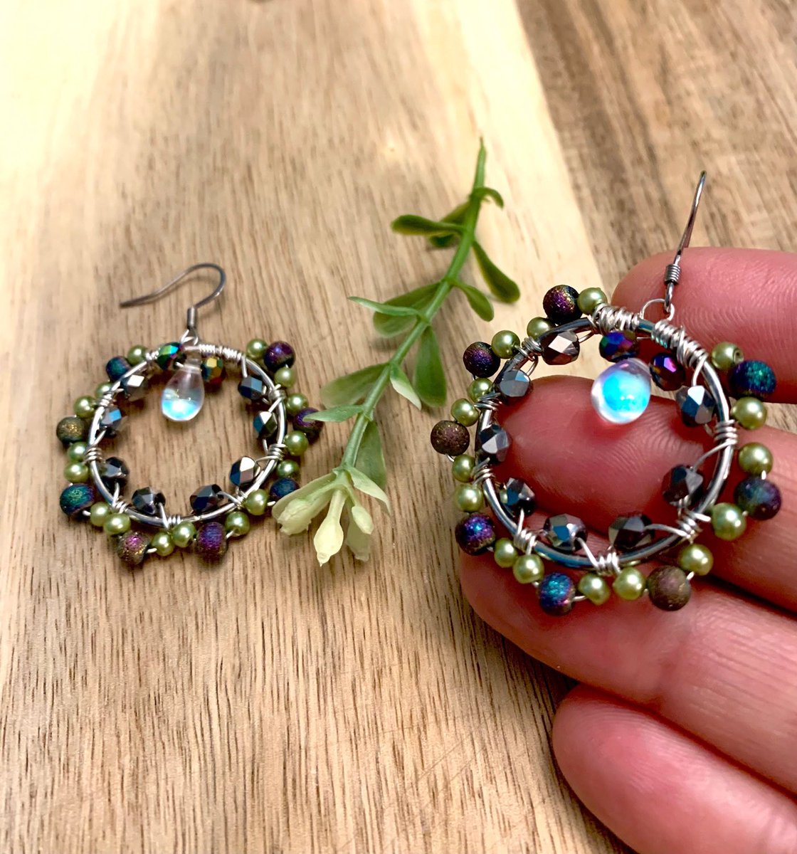 sparkling_bead's tweet photo. Excited to share this item from my #etsy shop: Midsummer Dream Glitter Hoops, Purple and Green Hoops https://t.co/sHTW411tub https://t.co/l3vxHS2cWg