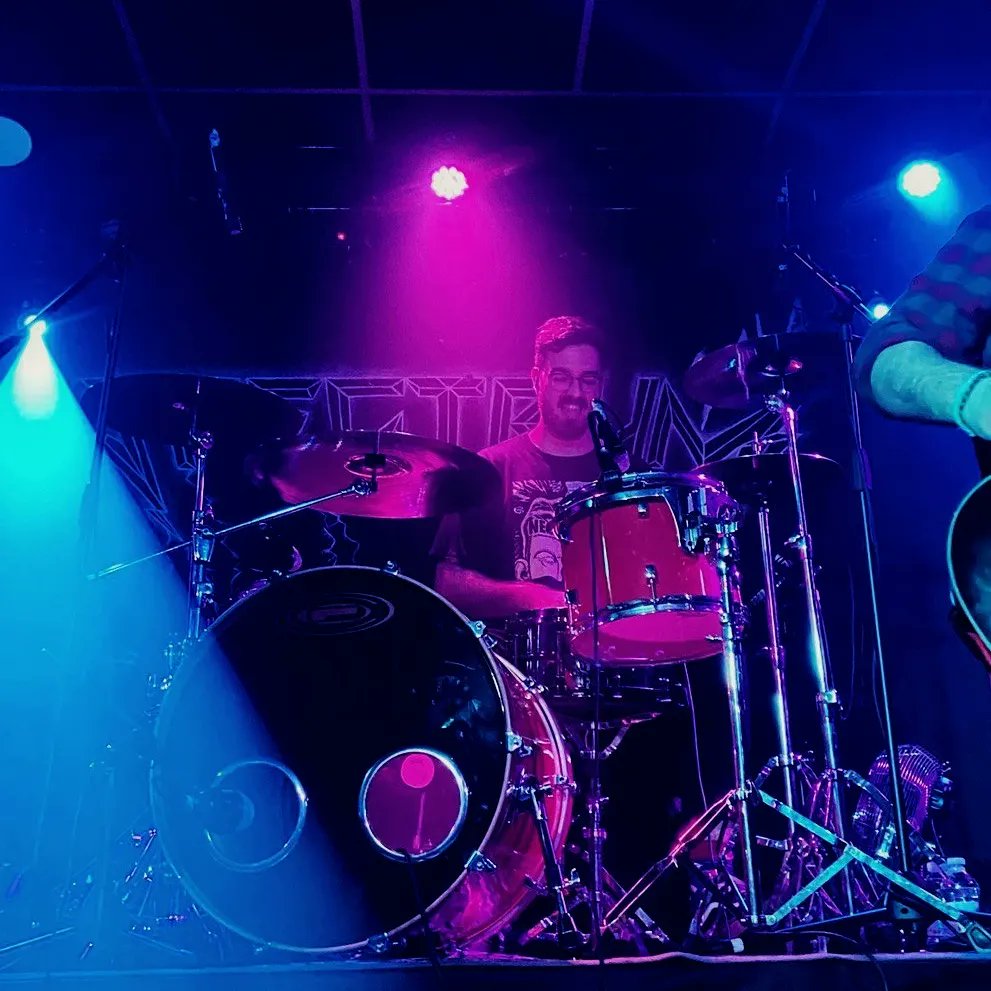 Para inocentada el bolazo de anoche, la virgen santa menudo lunes.