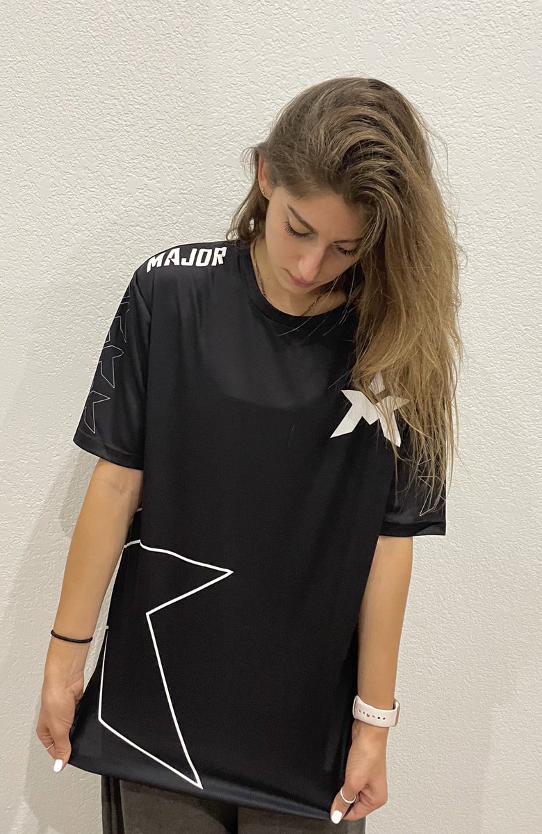 EsportsCloset's tweet photo. We are MAJOR fans! 🔥 https://t.co/ZlL2ZXtdRb