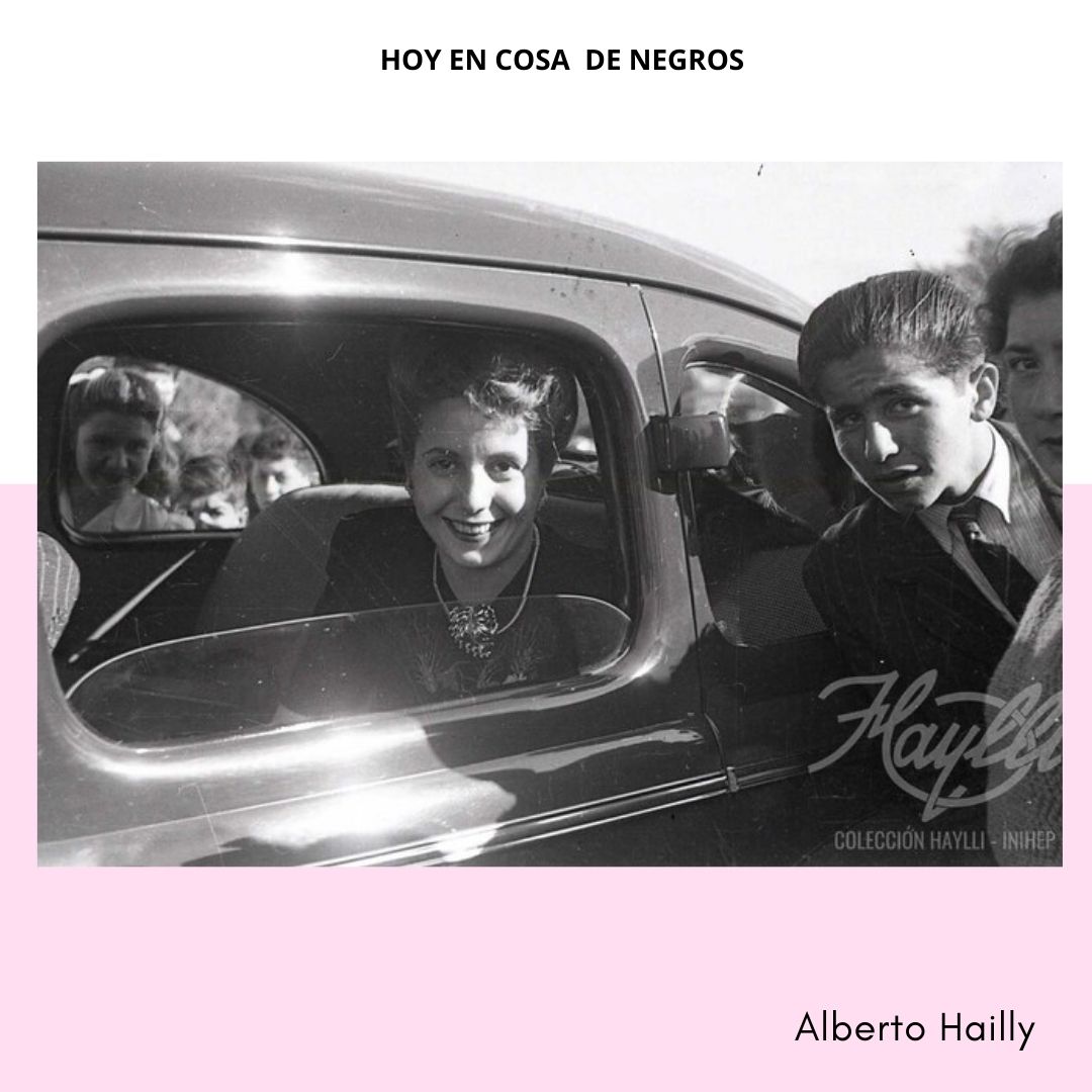 cosadenegross's tweet photo. #Martes #CosaDeNegros junto a @florcosin revivimos las mejores columnas de fotografía de 2021, revisitando los trabajos de Alejandro Chaskielberg, Fernando Di Francesco, Alberto Hailly, Gianni Bulacio

desde las 22hs por @FMLaPatriada 
CONDUCEN @RonchettiJuanSe y @LeoRonchetti https://t.co/S3HDxbkwlZ