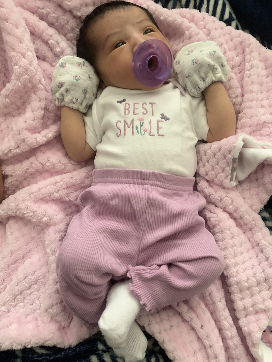 xo.shellby tweet media