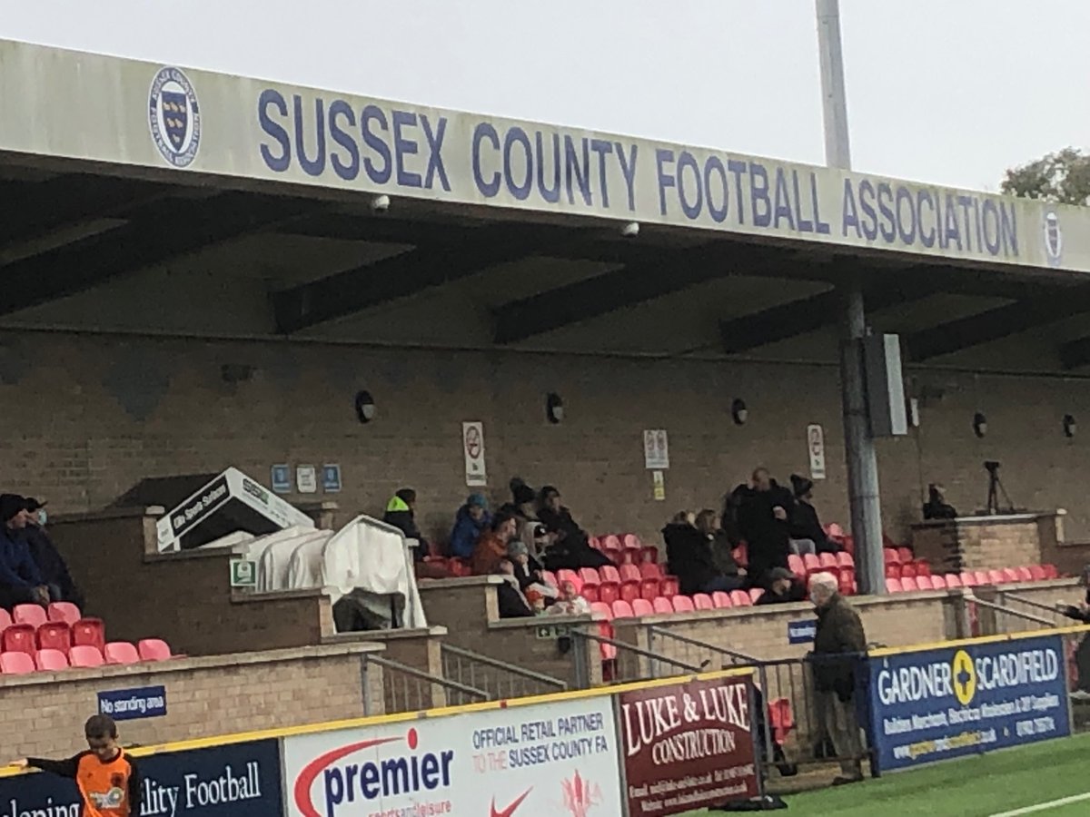 hopperheaven's tweet photo. No programme at @MontpelierVilla so happy to see them lose at home to @mileoak_fc 3-4 after being 3-0 up !
#savethematchdayprogramme https://t.co/hWalszSJ9l