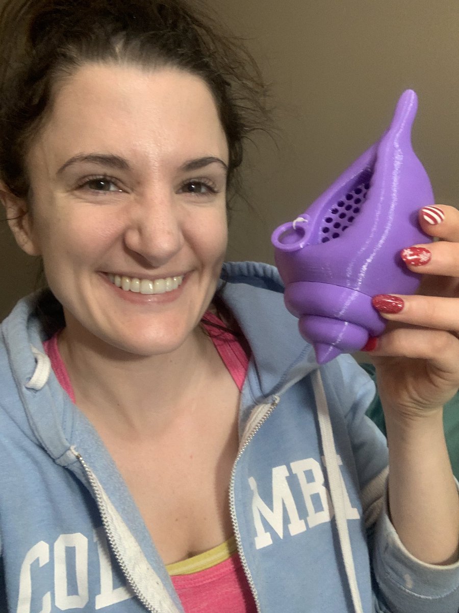 evaoutloud's tweet photo. With a COVID Christmas there hasn’t been much to look forward to but my mom got me the BEST GIFT EVER which I opened today!! A @SpongeBob #MagicConch from szn 3 Club  Spongebob! Maybe it will tell me if I’ll ever get married, or if I can have something to eat!! 😂😂 #ifuknowuknow https://t.co/04ay125biw