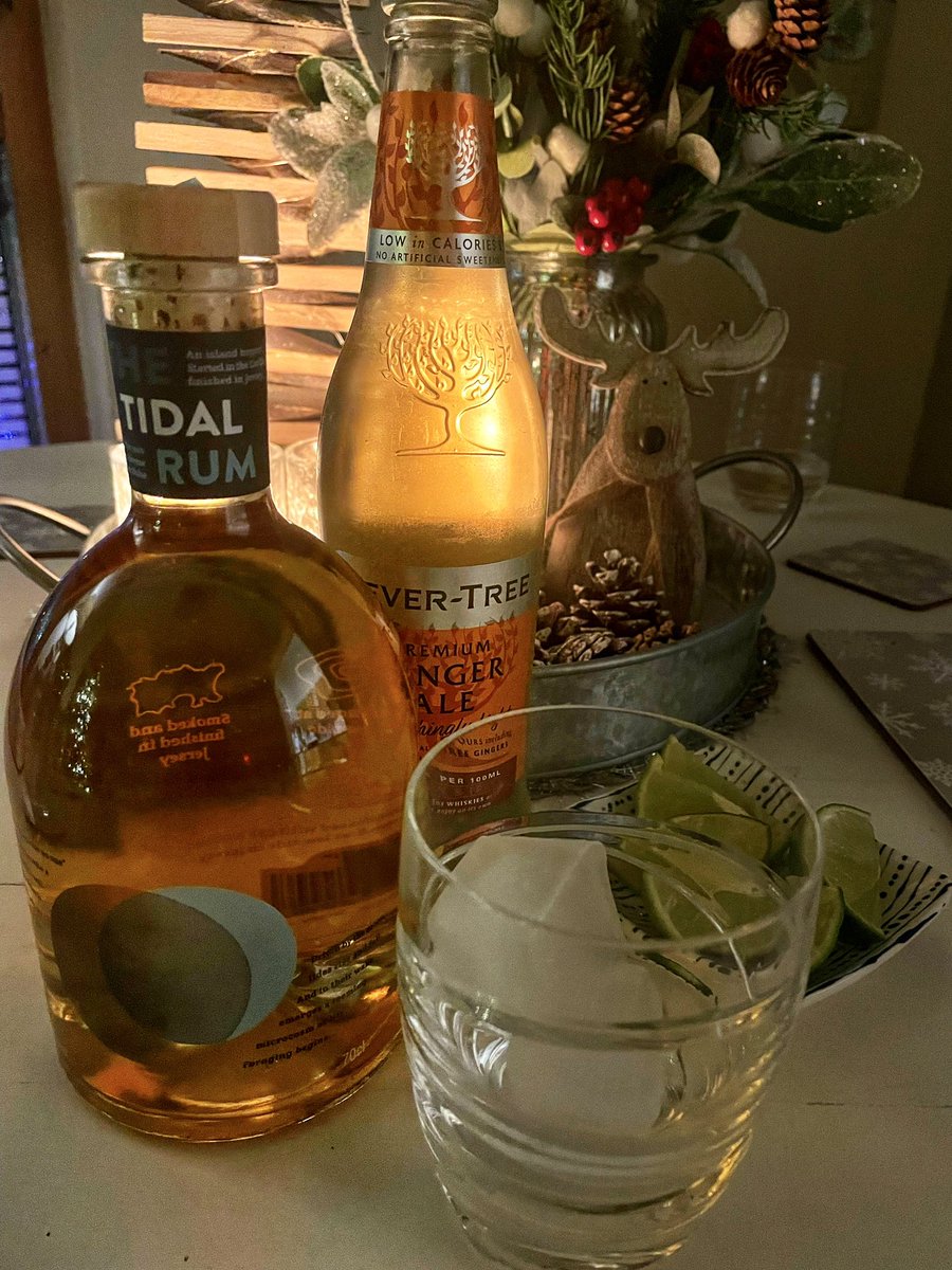 JerseyBakerGirl's tweet photo. Bought a bottle of @tidalrum for a family member &amp; we just christened it. Very different &amp; very delicious!
#JerseyCI #tidalrum #rum https://t.co/fEpJIL0HZt