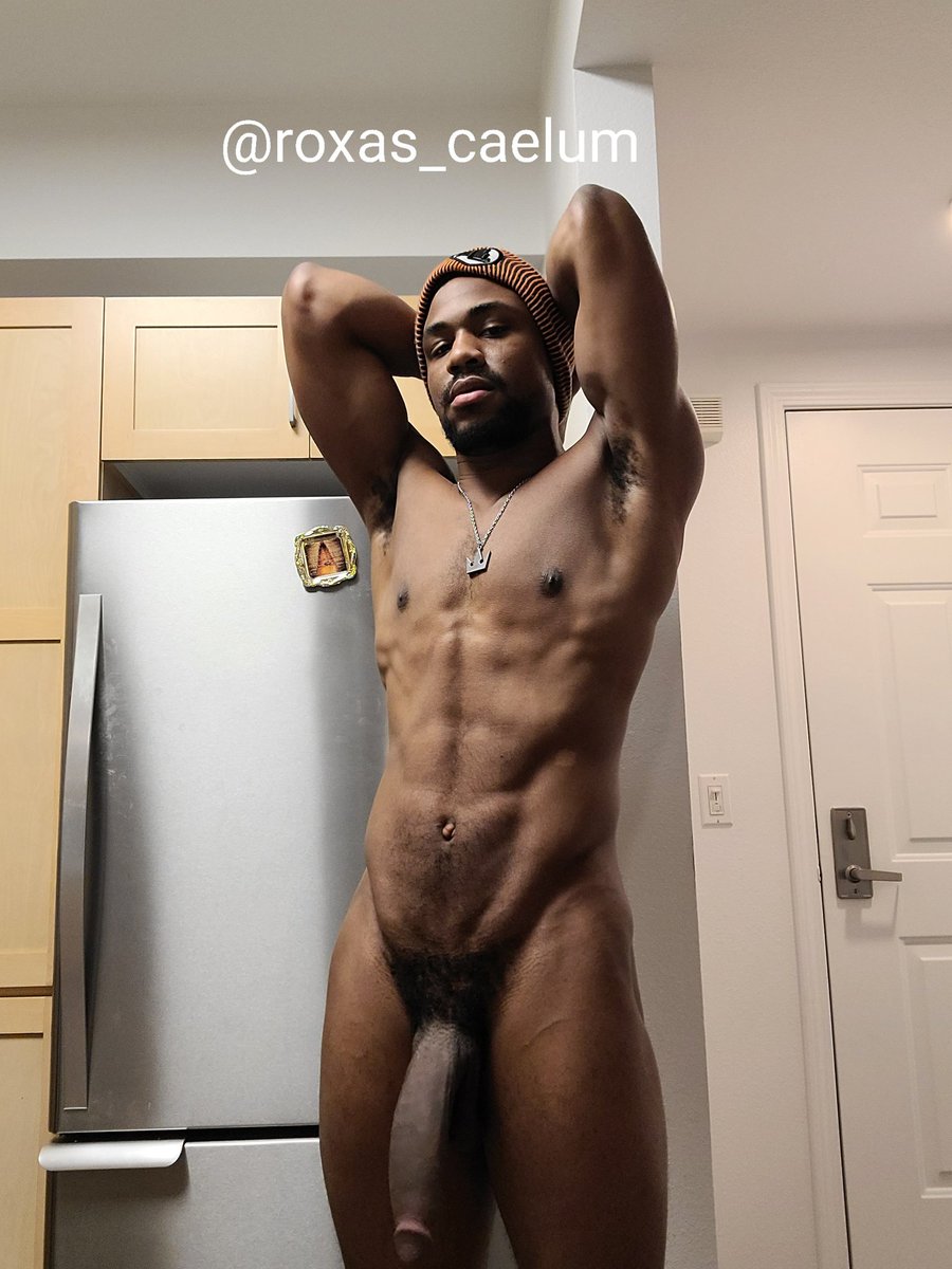 Roxas_caelum's tweet photo. the cdc says to come suck this dick 😏 https://t.co/2sXlWbnOu0