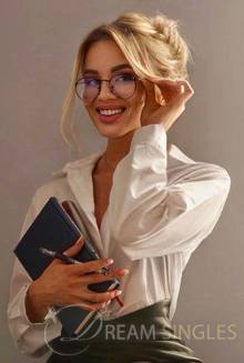 NonPartisanPres's tweet photo. @olya_lelay I am looking for a person I met on a Russian Dating Site I searched using this photo that person used, Is that you? https://t.co/mCmV4eHz1e