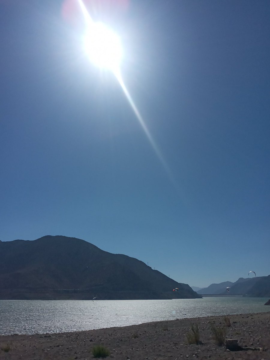ealvaradomura's tweet photo. Poca agua pero una vista maravillosa.
#embalsepuclaro
#gualliguaica
#vicuña
#valledeelqui https://t.co/8r8aZuFaFT