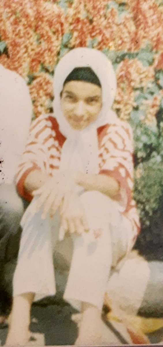 SharOBalaa's tweet photo. The Muslim community will not be liberated and have its own agency unless they, themselves, start to criticize the discriminatory rules of Sharia. Growing in Iran, which is run based on sharia rules, I was forced to wear hijab for 20+ years.
Left: 10yo - Right: 33yo #LetUsTalk https://t.co/ZUuRsXVqLP