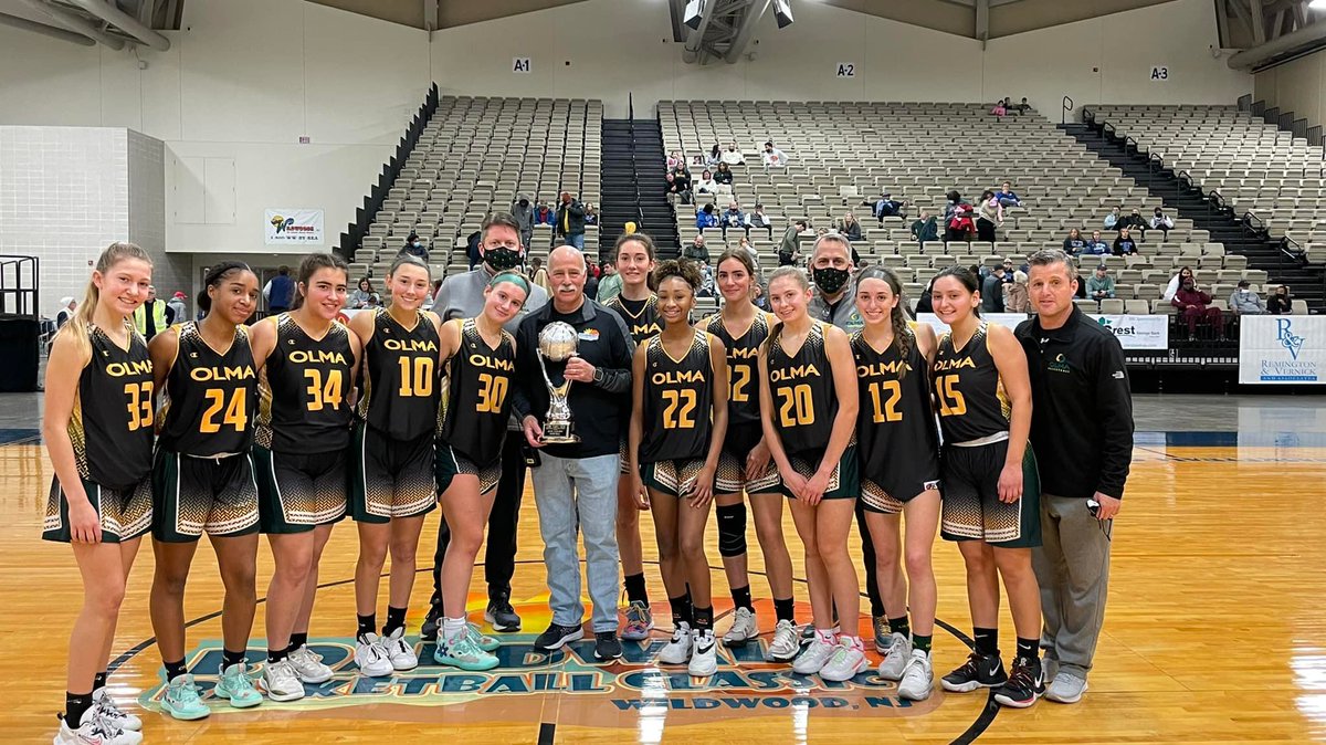 BB_Classic's tweet photo. Congratulations to Our Lady of Mercy on their win of the John Carlson Memorial Girls Bracket https://t.co/FiyNhEyXJx