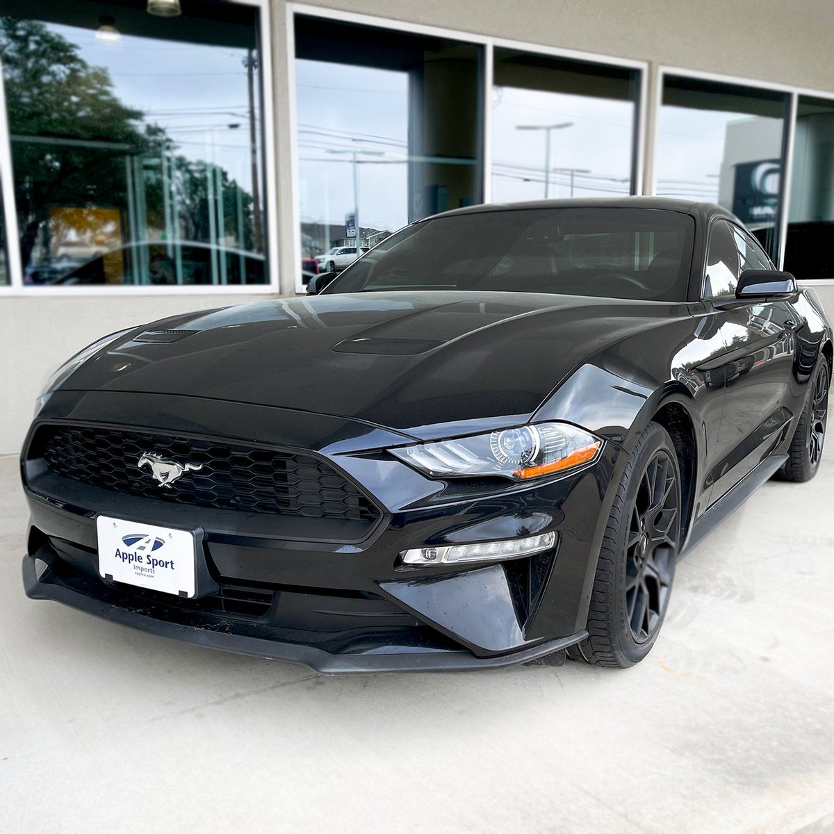 Do you want a new car and don't have time to play games? Head on over and we’ll show you how buying a vehicle is supposed to be.  Shop applesi.com today