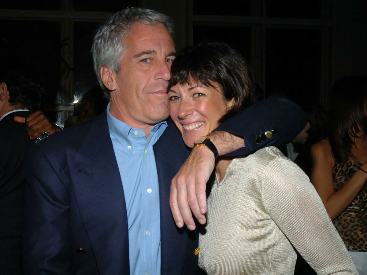 MichellesDude's tweet image. Recently retired German Chancellor Angela Merkel reminded us that women can be as smart and effective in leadership as men. 

And the current trials of #GhislaineMaxwell &amp;amp; Elizabeth Holmes remind us that women with power and privilege can be just as terrible as men.