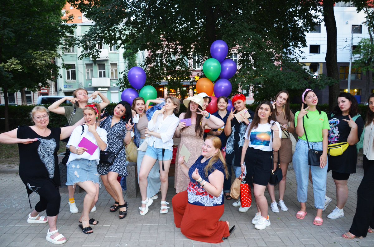 borahae_ru's tweet photo. Hi! 👋 We are #BTS fanbase from Rostov-on-Don! 💜

Borahae 💜

insta: https://t.co/HWqmH0lWYA https://t.co/UF9J6YYIUt
