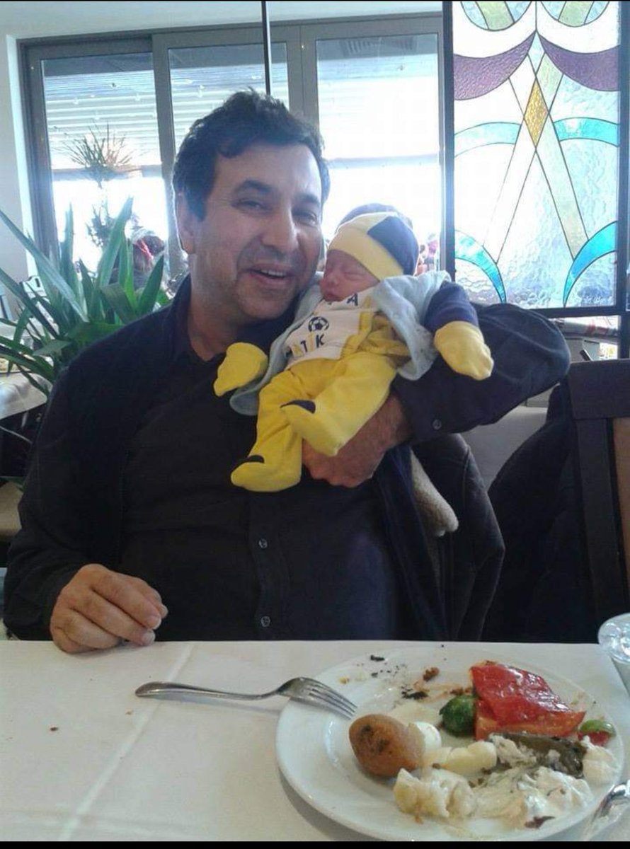CenapCevli's tweet photo. Savaşçı annenin ve kahraman bir babanın mucize oğlusun sen olamayanı oldurduk biz seninle o kadar çok istemiştim ki seni sanki gün gelicek sana sarıldığım da özlemime kocaman bir teselli olucağını bilir gibi sen hep şanslı ol oğlum hep gülsün yüzün doğum günün kutlu olsun 😘😘 https://t.co/NV24F94rty