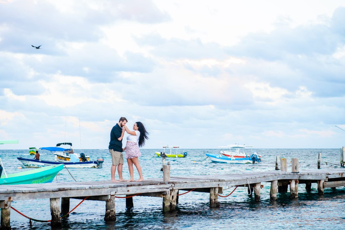 cancunstudios's tweet photo. Beach decks make amazing #Cancun #photography the colorful fisherman boats are great props as well!  #purtomorelos #cancunphotgraphy #cancunphotos#cancunphotographer https://t.co/dJA0DyFn6R