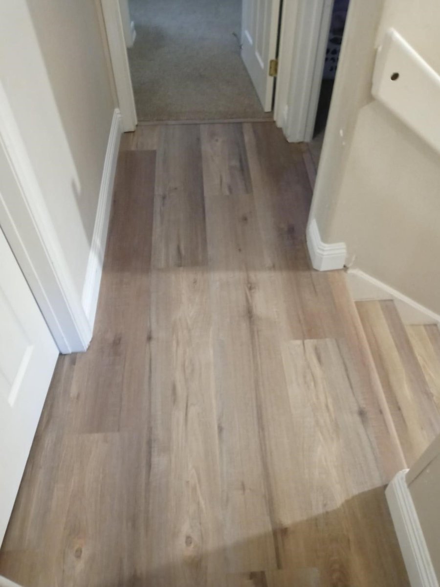 FlooringMy's tweet photo. SPC installation in Huntington Beach, CA 

Color: Wallace

#flooring #spc https://t.co/Vbuwpn8hRA