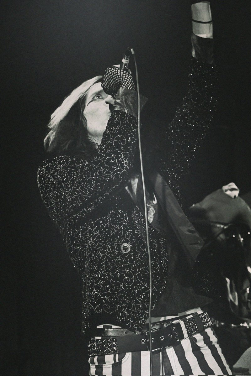 💀DEAD HUMOR🤣 tweet media