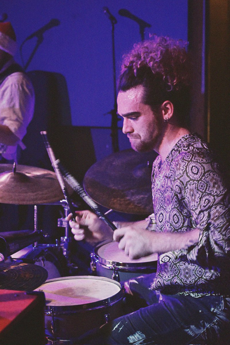 💀DEAD HUMOR🤣 tweet media