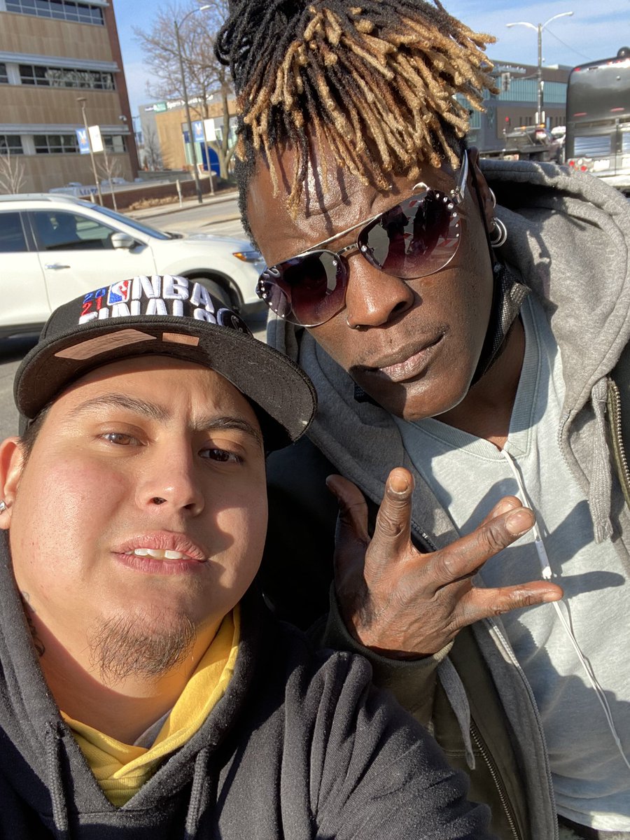 R_Corona24's tweet photo. Yo I still canโt believe I met @RonKillings definitely was someone who Iโve always wanted to meet. #KKwik #Truth #3LK ainโt no slowing the truth down ๐ช๐ฝ๐ช๐ฝ https://t.co/ihoqCsREbl