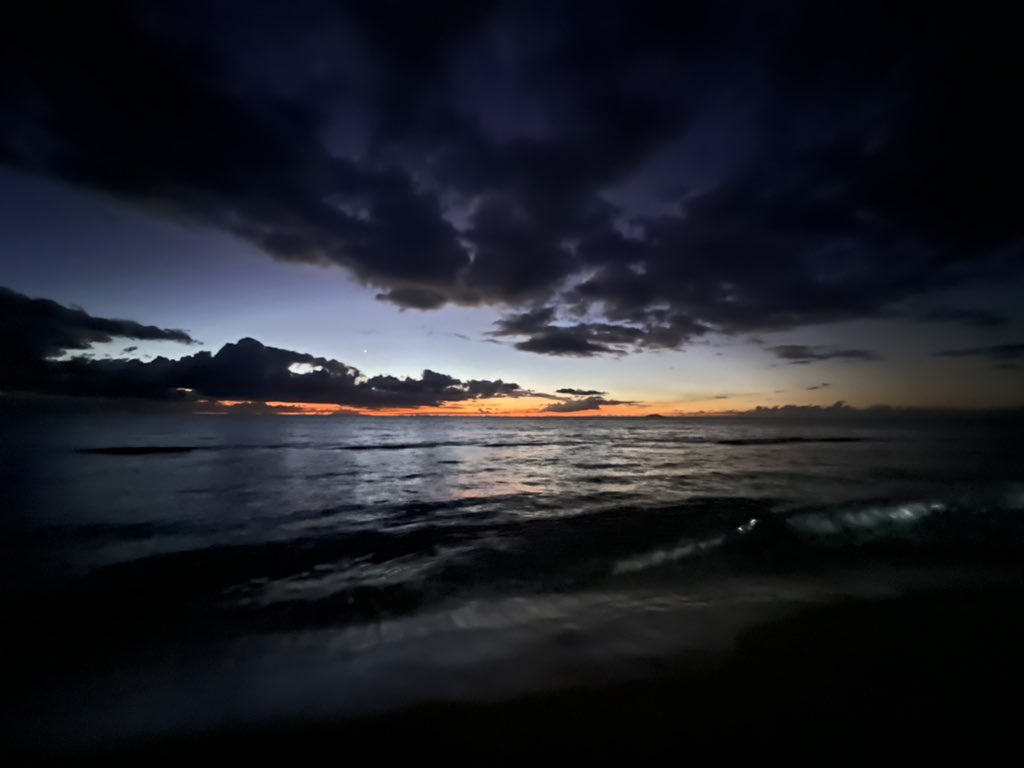 chrisoh_'s tweet photo. @EchoicProponent @sdcafe_nyc Testing my luck 🌅 https://t.co/oSDanjJQNh