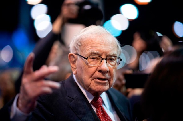 JornalOGlobo's tweet photo. #BlogCapital: Warren Buffett já está perdendo dinheiro com a debacle da Stone, afinal? https://t.co/B6d4C9ayPE https://t.co/vxfIK3YWXw