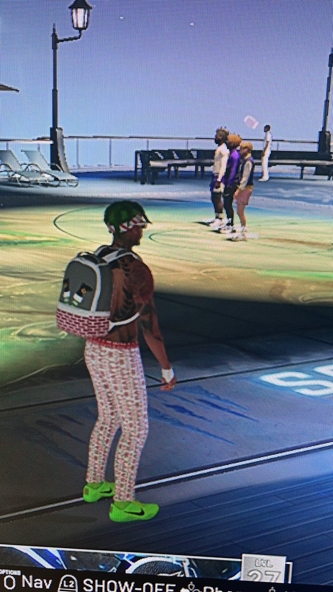 Drewski412's tweet photo. @swaggy_t1 is that you bro 👀 https://t.co/60dDly1TTw
