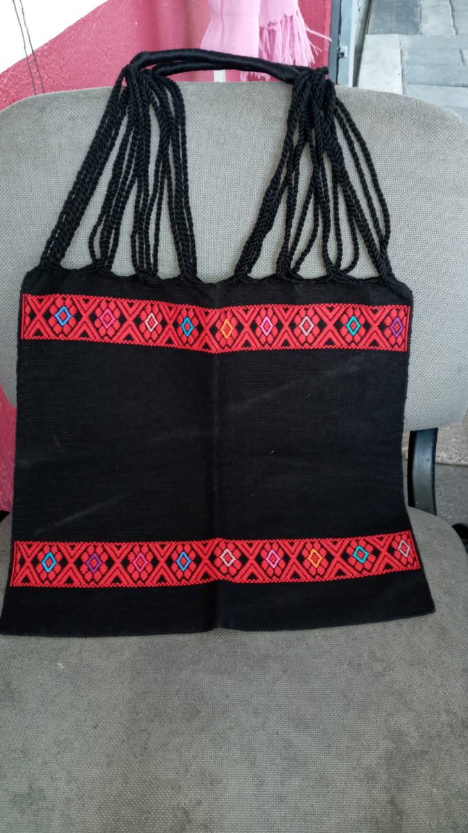 YisimJ's tweet photo. 🪅Aprovecha!! mañana ultimo día en Avenida México - Coyoacán 343, Xoco. 🧵 🪡 https://t.co/WL4PaOU1ad
