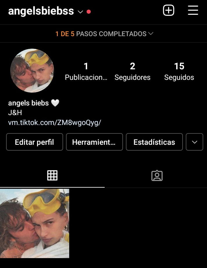 JBournalsss_'s tweet photo. me acabo de hacer este ig para subir contenido de hailey y Justin , me ayudarían un montón dándole RT y seguirme en Instagram , gracias 🥰 https://t.co/4OcQAKBcGk