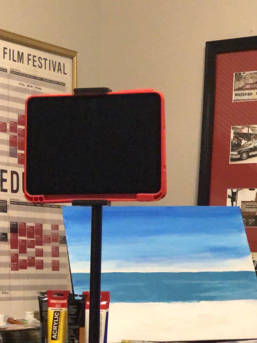 mjodirector's tweet image. This is my new iPadPro OMG I love it!!! Just in time 4 my interviews for my #InternetSeries Woohoo #SupportIndieFilm