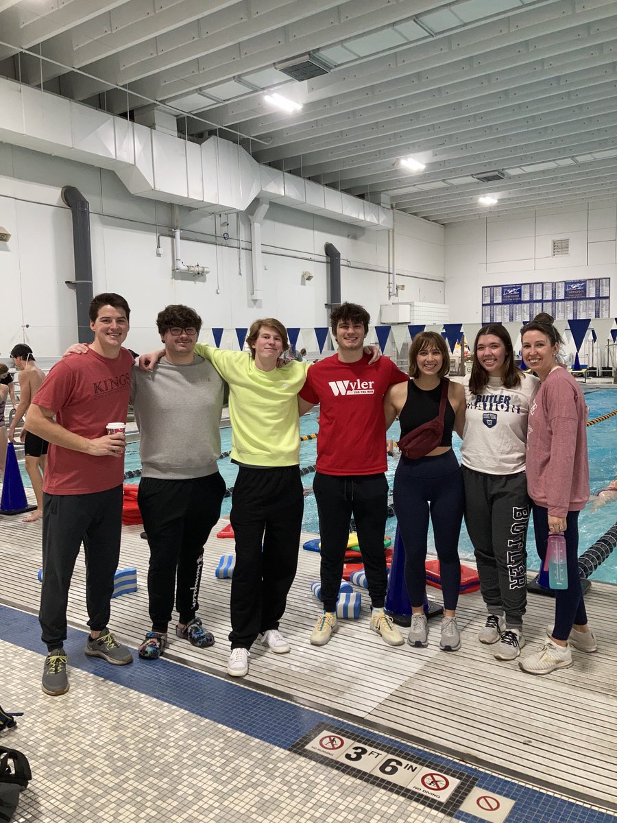 Great to have some amazing Alumni back on pool deck!! ⁦<a href="/kingsathletics/">Kings Athletic Department</a>⁩