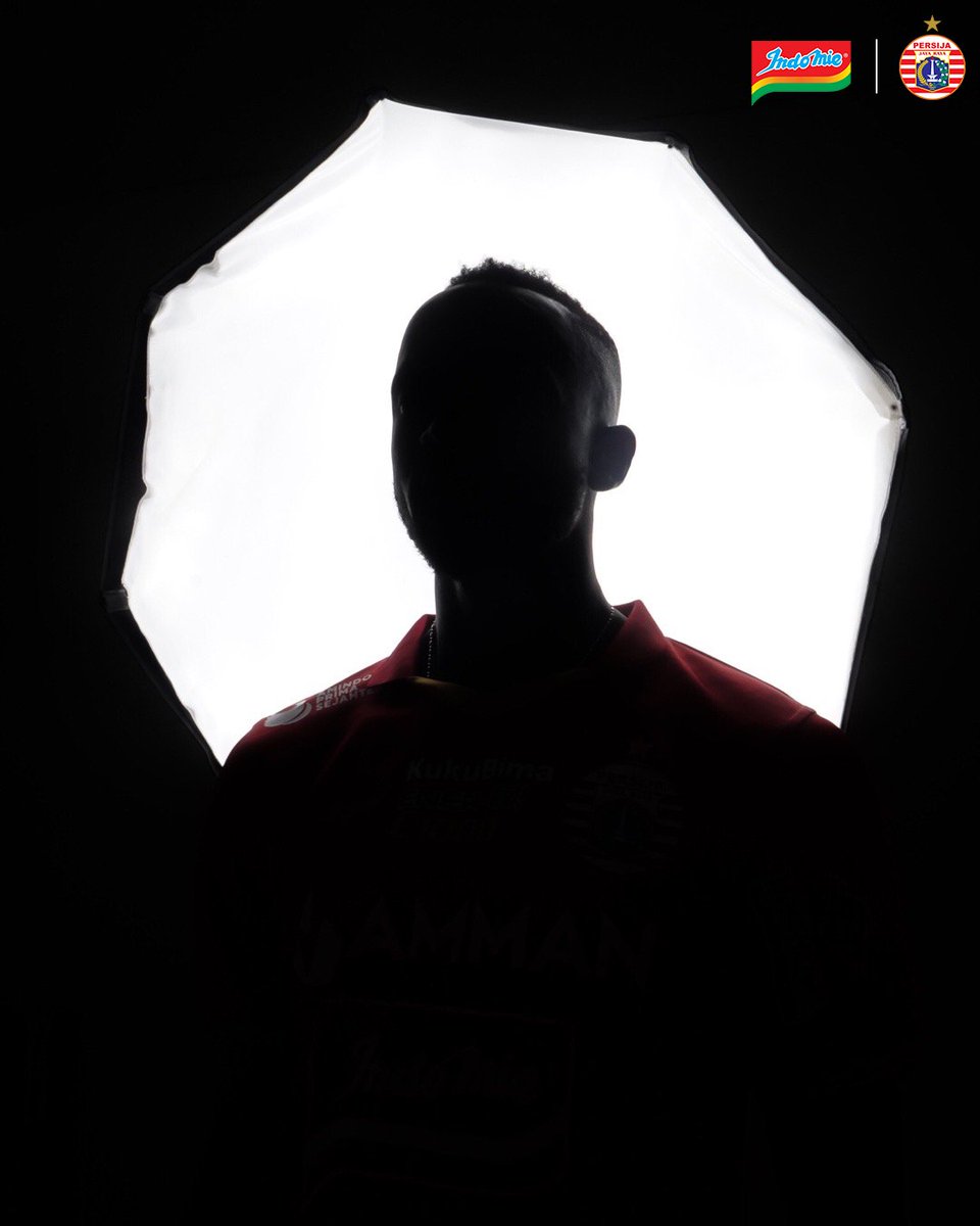Persija_Jkt's tweet photo. 'MACAN' KONATE 🐯👆🔴

#MakanKonate10 #WelcomeKonate #BelieveIn12 #PersijaJakarta https://t.co/o6vGMu8uEe