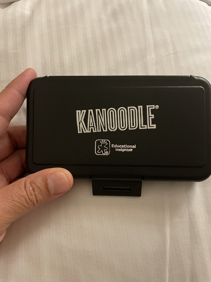 Laz Versalles tweet media