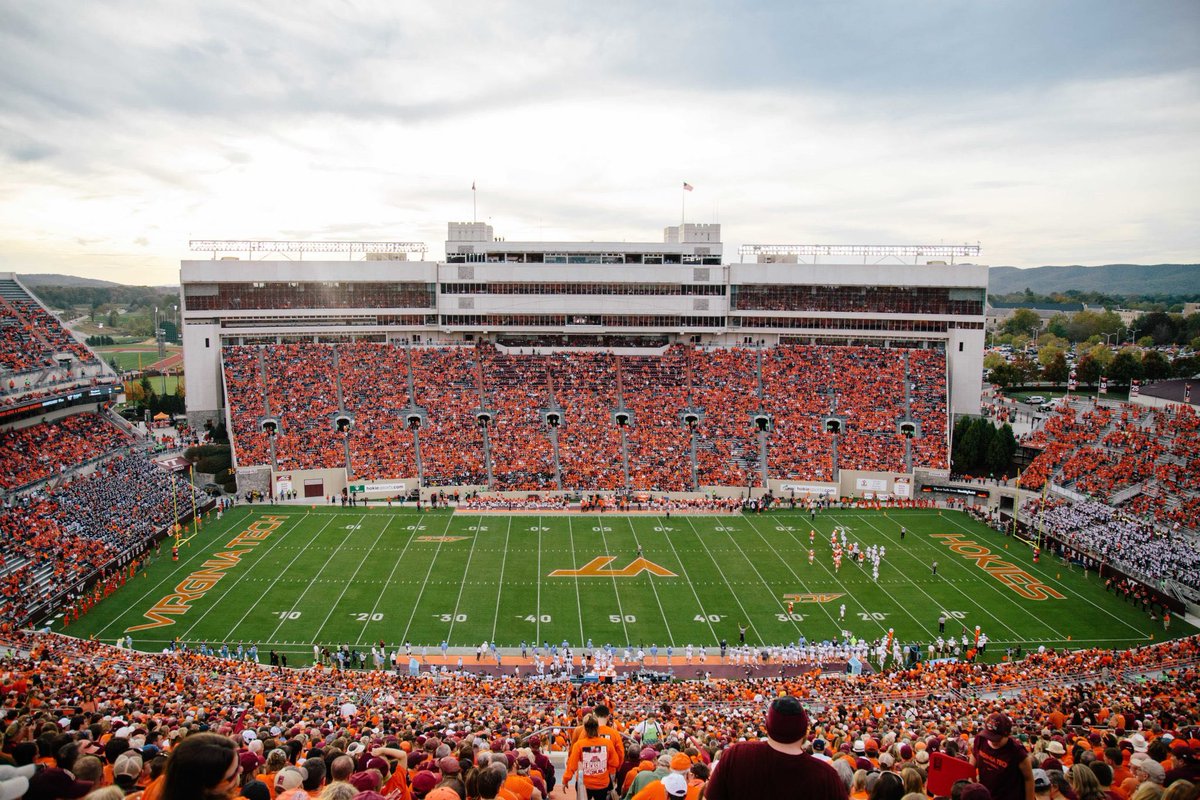 Offered ! Thank you <a href="/coachstuholt/">Stu Holt</a> #Hokies