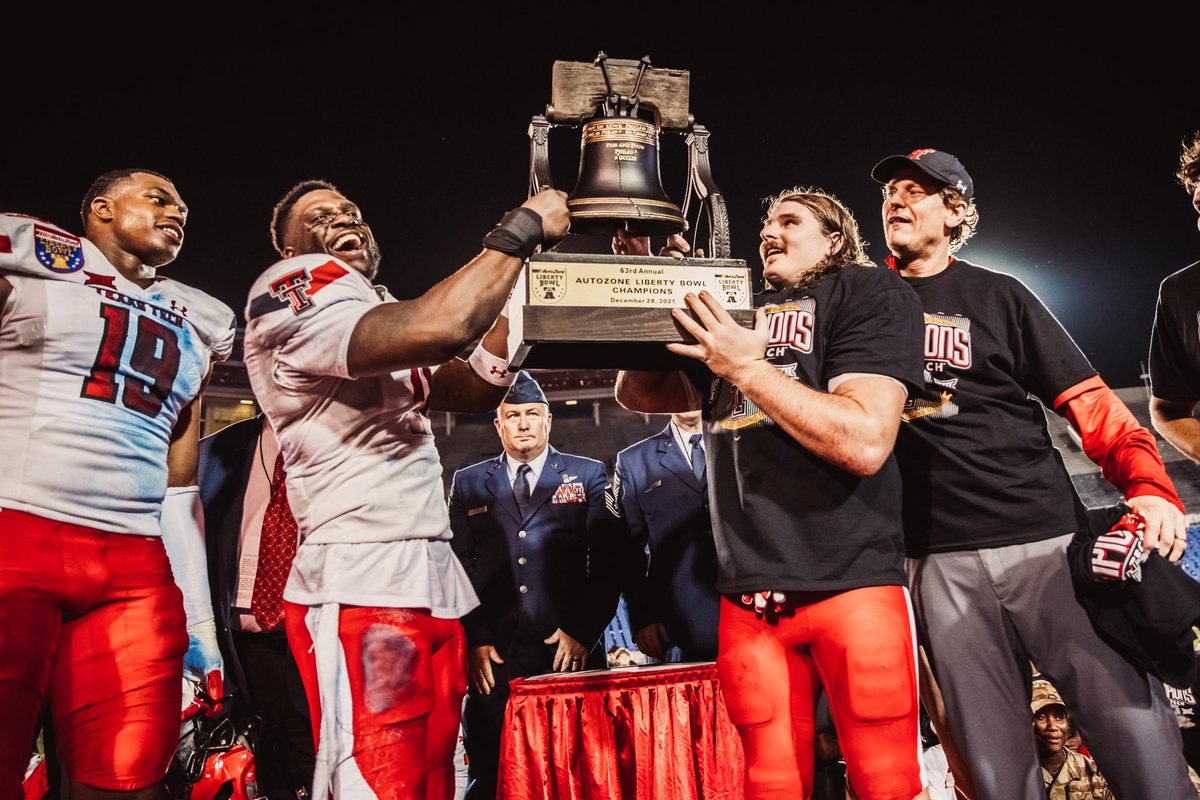 TexasTechFB's tweet photo. RT if you’re the @AZOLibertyBowl champions https://t.co/mY5blx46OF