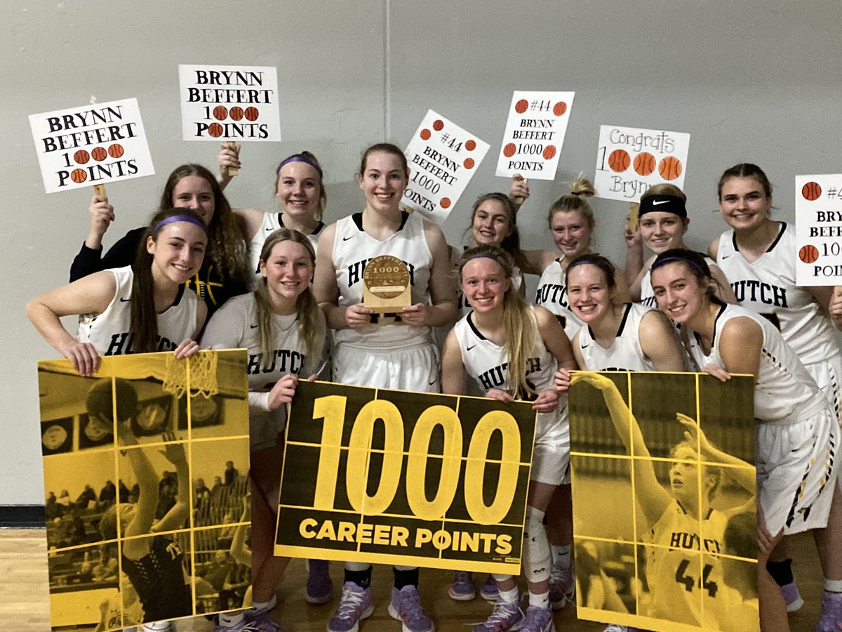redknightcoach's tweet photo. Congratulations to Junior @BeffertBrynn scoring her 1000th point today! https://t.co/rubJSqiQ9n