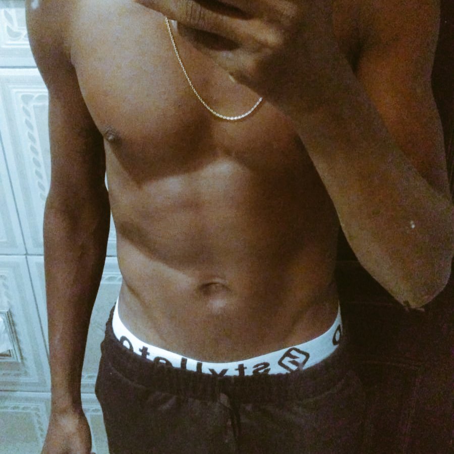 steviebleck2's tweet photo. Sera q da pra vc rsrs😈😈💕💕 https://t.co/d8Rh3tdM6v