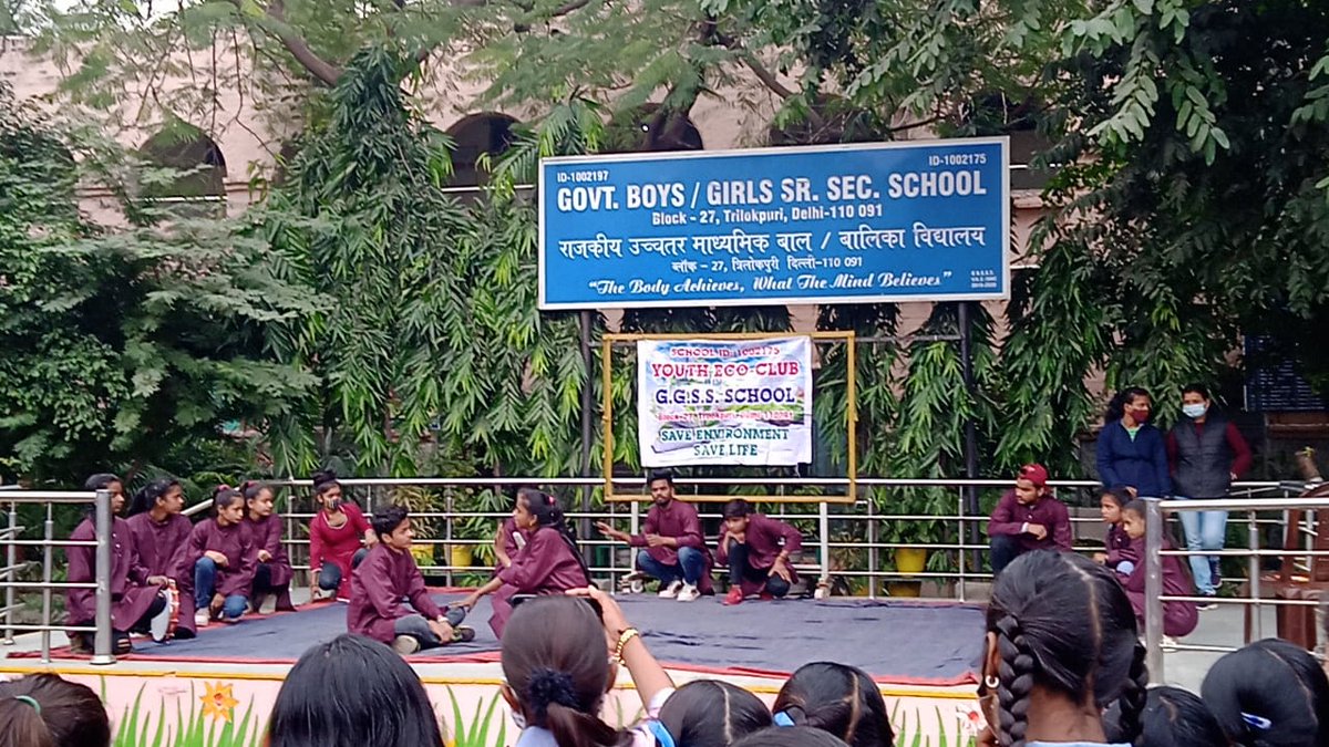 Afd_ngo's tweet photo. युवा समूह द्वारा त्रिलोक पूरी क्षेत्र के एक स्कूल में नशीले पदार्थ पर नुक्कड़ नाटक किया गया। 
.
.
.
.
#streetplay #afdyouth #afdngo #trilokpuri https://t.co/HttAyI9W57