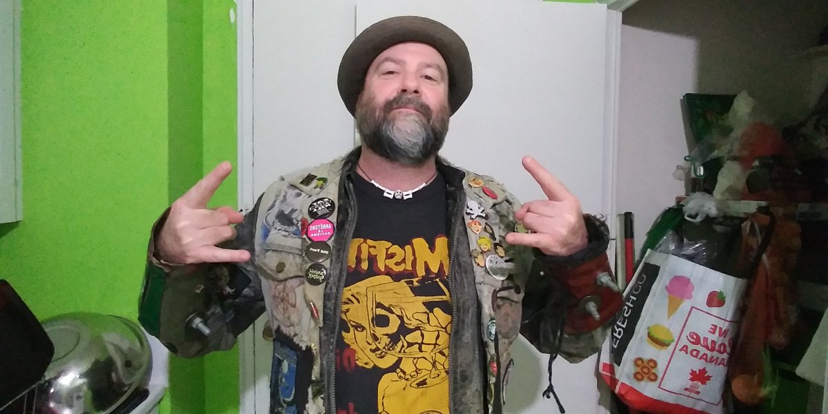 JACKACK7's tweet photo. Brought out my old 'Battle Armor' for a YouTube video. #punk #metal #JackAckman https://t.co/IlfWlIHvOw