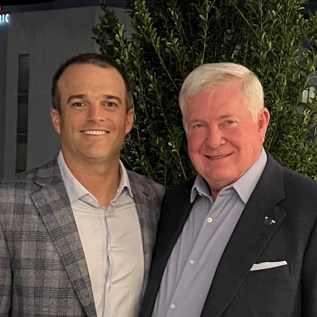 CoachMackBrown's tweet photo. Great getting a chance to visit with @CoachSBeamer this evening. Really proud of the job he’s doing. South Carolina is in good hands. https://t.co/aEyrifLQgd