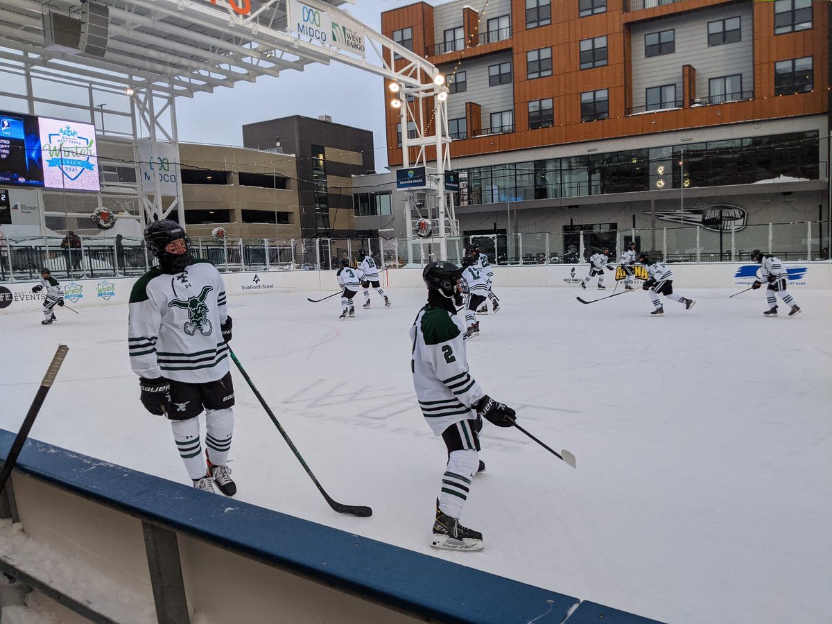 WFPackerHockey's tweet photo. Final score #ODR @TheLights
West Fargo Winter Classic...
@WFPackerHockey 5
@DHSMidgetHockey 1
Scoring for #PackerHockey...
#18Diemer from #16CBoss
#8Chaser from #18Diemer & #16CBoss
#11Knuttila from #10ESpanier
#21RProch (unassisted)
#4AWolf from #5Griff & #11Knuttila https://t.co/3D7eIrbi6G