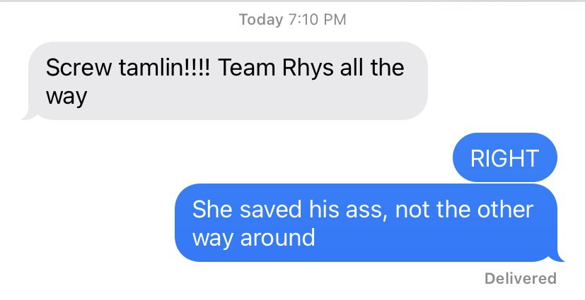 AlyssaPurdham's tweet photo. My sister is reading #acotar and I love getting these updates 😂 https://t.co/HvtUMYGF9T